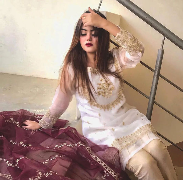 "Handworked Embroidered 3PC Organza Suit – Luxury Party & Wedding Collection | Limited Stock"